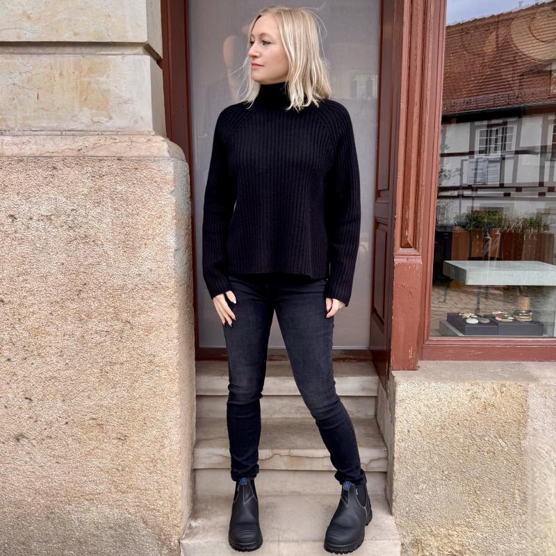 simply.black