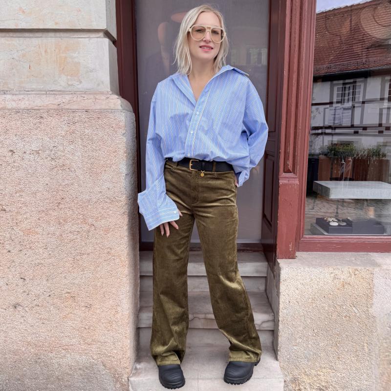 oversized.shirt.style