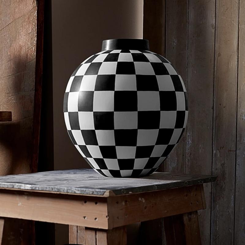 Damier-Vase
