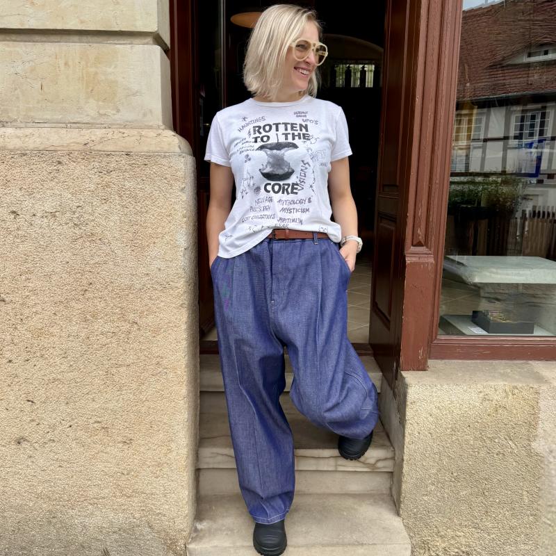 graphic.tee.twist