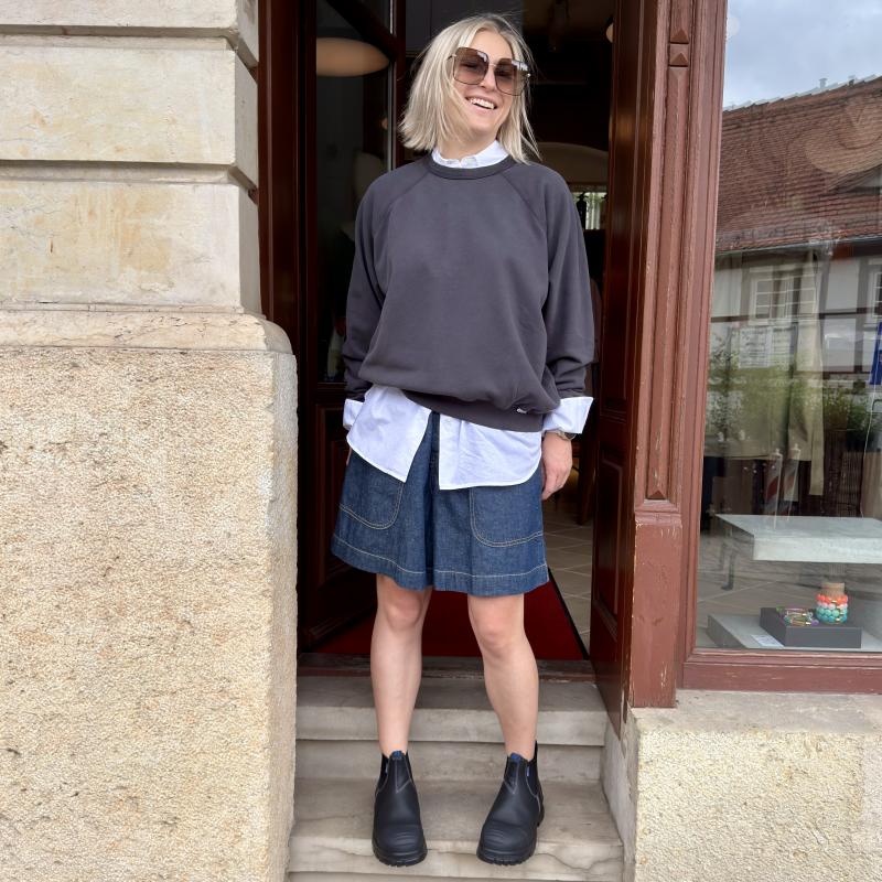 relaxed.stylish.