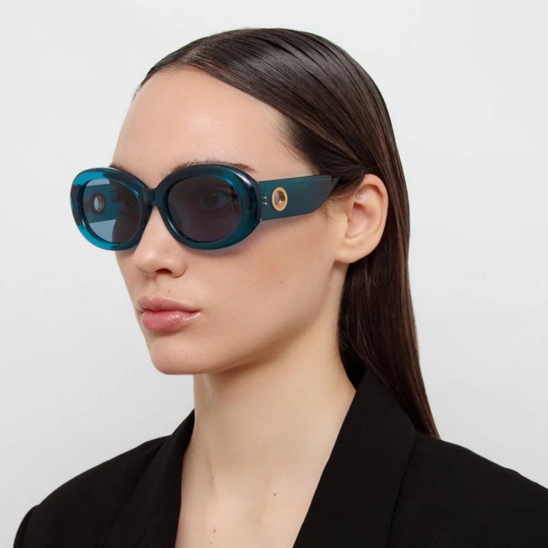 LindaFarrow-SUN